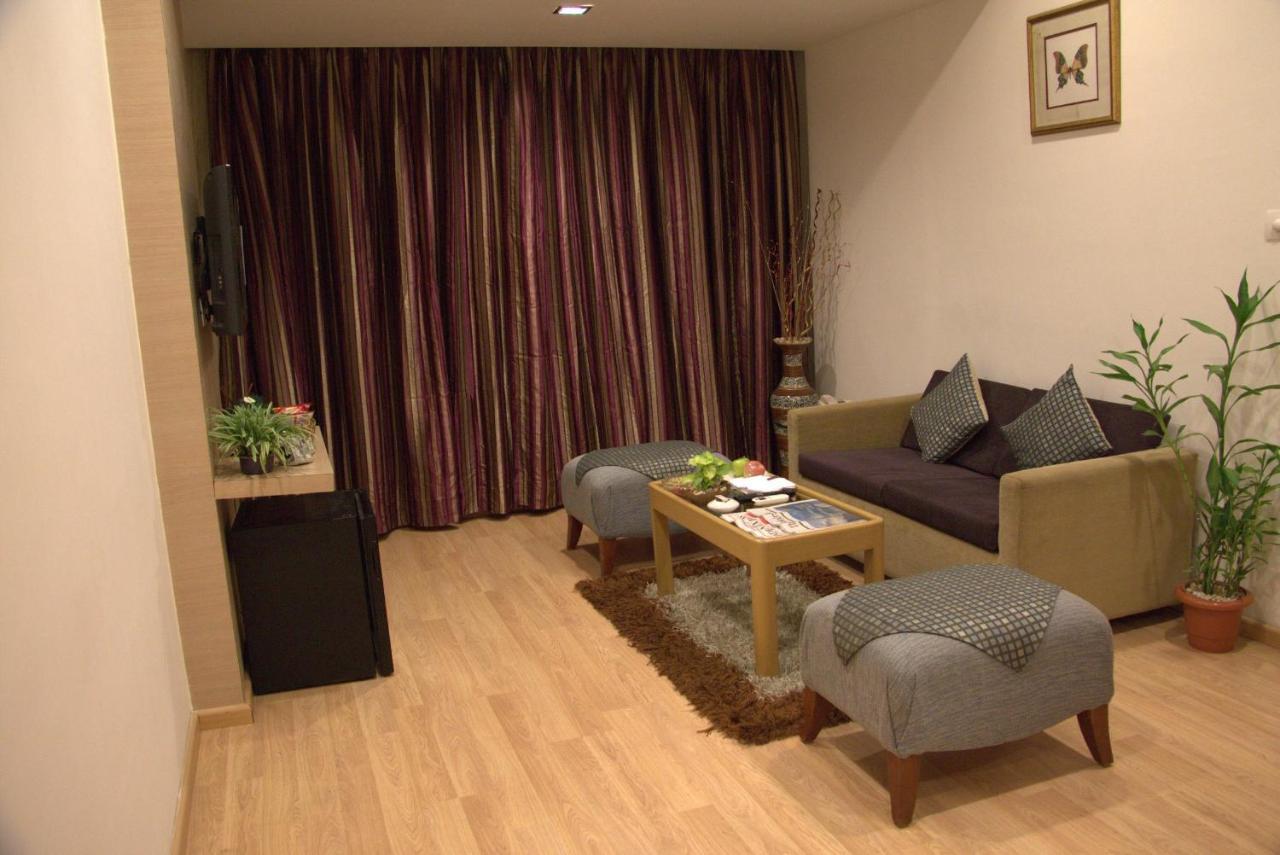 Ira By Orchid Bhubaneswar Hotel Екстериор снимка