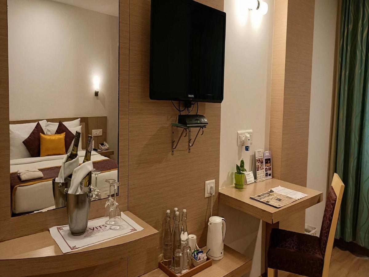Ira By Orchid Bhubaneswar Hotel Екстериор снимка