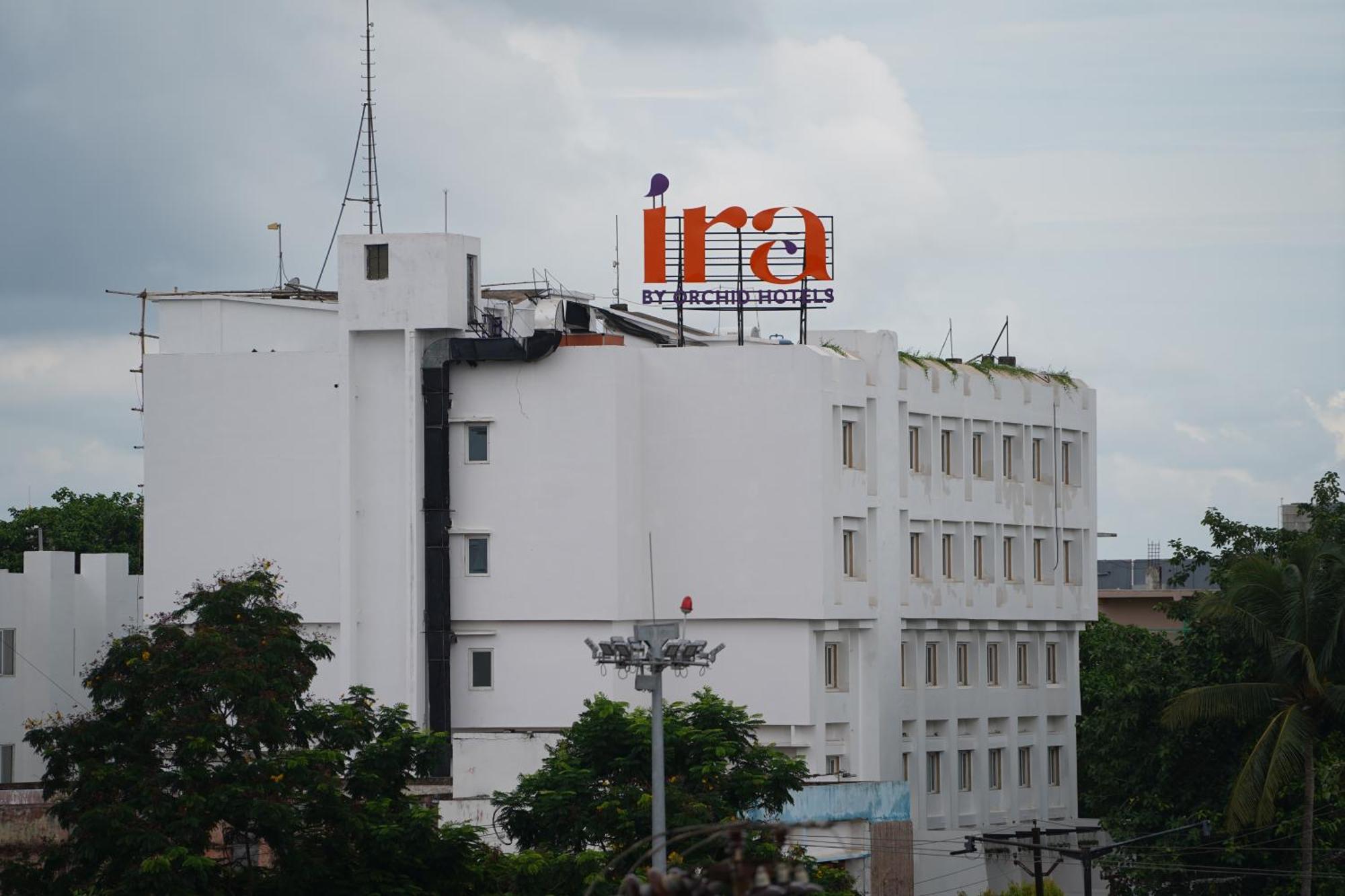 Ira By Orchid Bhubaneswar Hotel Екстериор снимка
