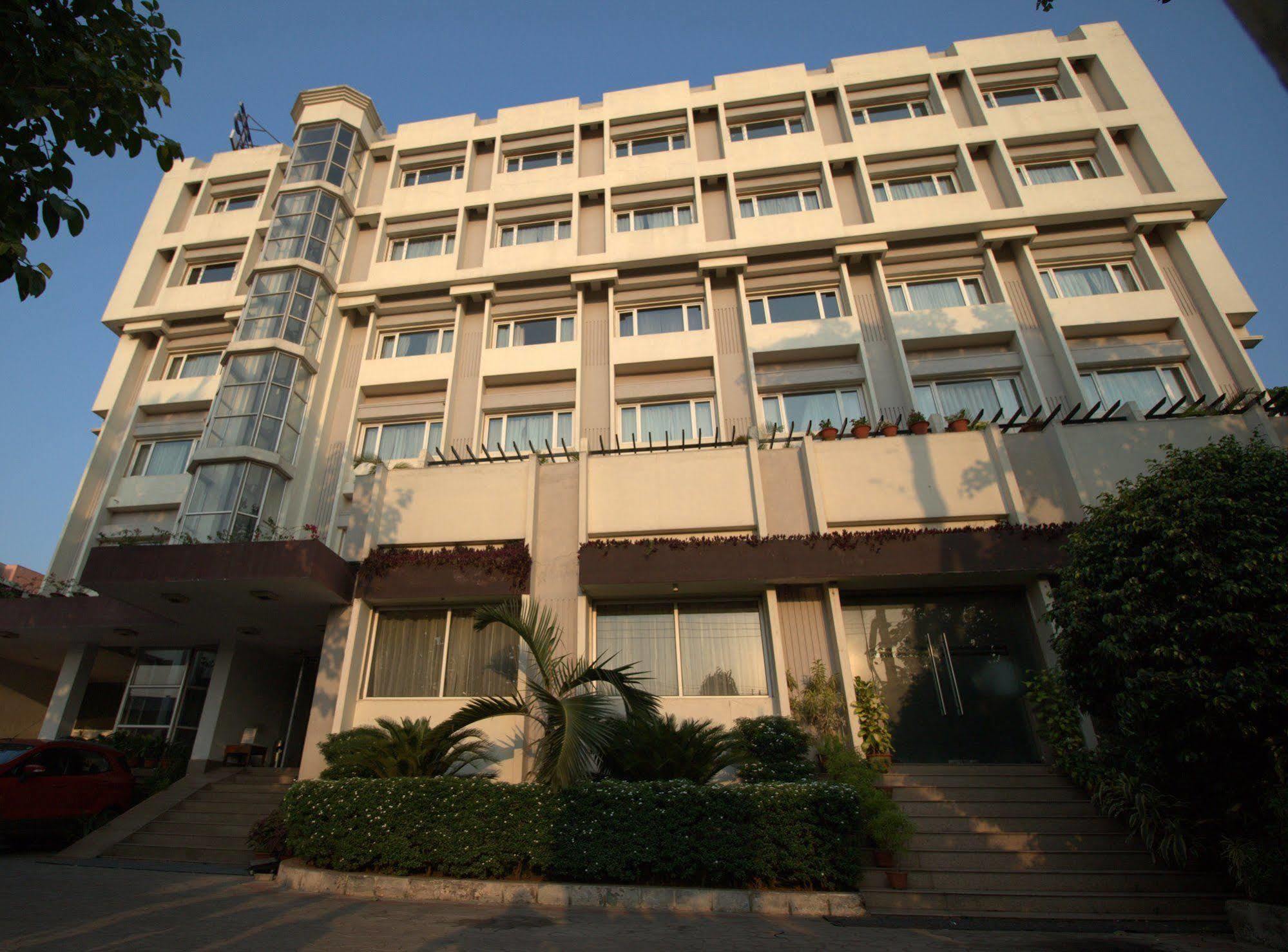 Ira By Orchid Bhubaneswar Hotel Екстериор снимка